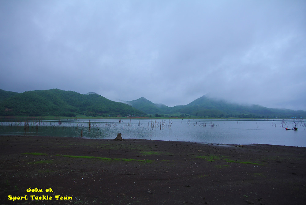 อากาศดีมากสายฝนลงเม็ดบางๆพอได้ชุ่มฉ่ำ  :grin: :grin: :grin: :grin: :grin: