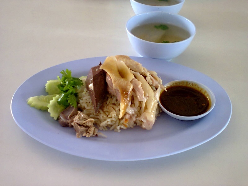 ...แวะมื้อเช้าก่อนนะครับ...(ข้าวมันไก่อ้วนสาย7ครับ...อร่อยมาก) :cool: