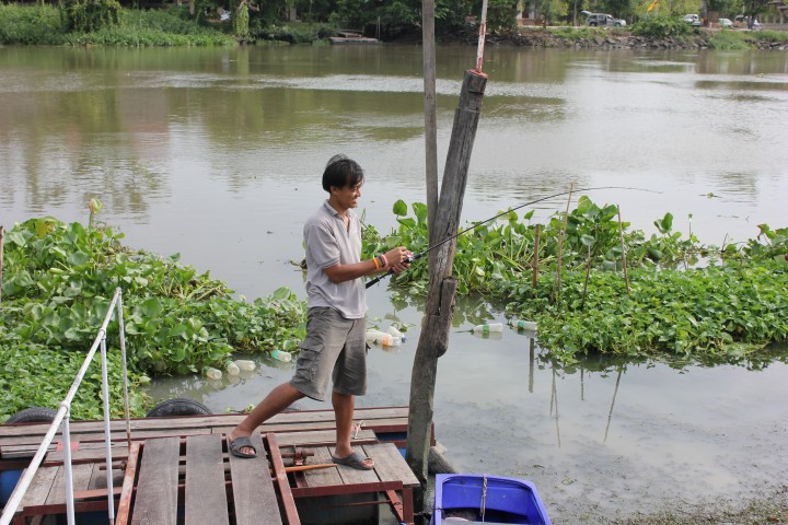 ตกปลากัน คนนี้ "คนบนคาน อ๊อฟโรด" จัดแล้ว 1 หน่วย :grin: