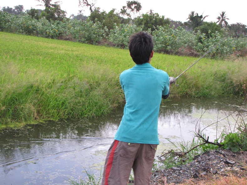   พอฝนหยุดตกก็ลองแวะ หมายนี้ดูกันคับ 
 แต่เงียบกริบ

 :cheer: :grin: :grin: