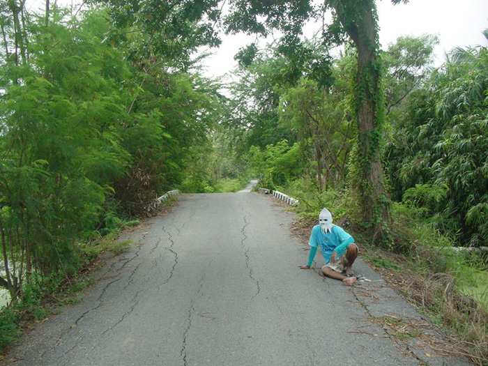 ดินแยก แตกระแหง ปลาหมึกหมดแรง นั้งรอเวลาโดนเชือด :laughing: :laughing: :laughing: ใด้ข่าวว่าเมื่อคืน