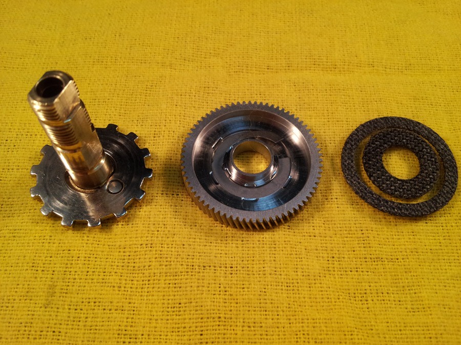 ชุดเฟืองขับผมเสริมความแข็งแรงด้วย stainless steel drive gear  กับแผ่นเบรก Carbontex ครับ