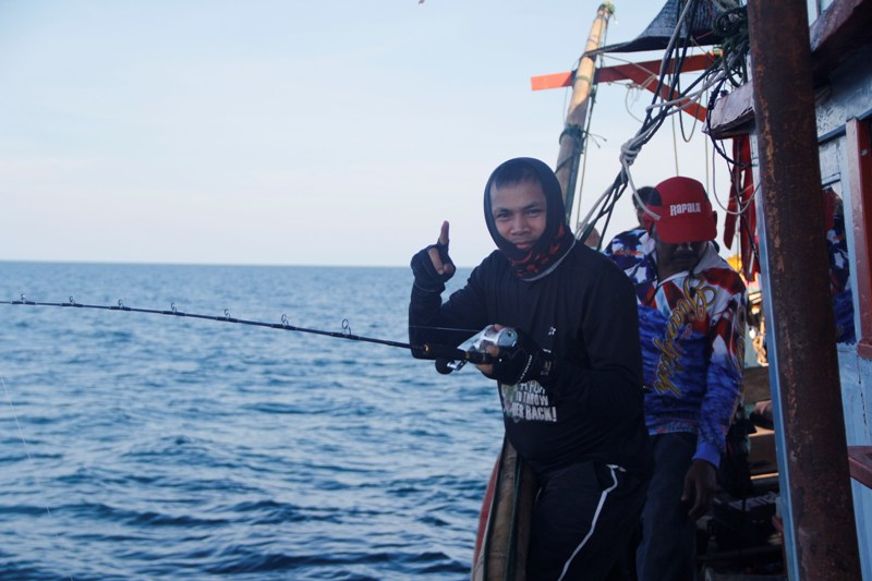 กลางลำเรือ  น้านะ ก็ประจำการอยู่ครับ  :grin: :cheer: