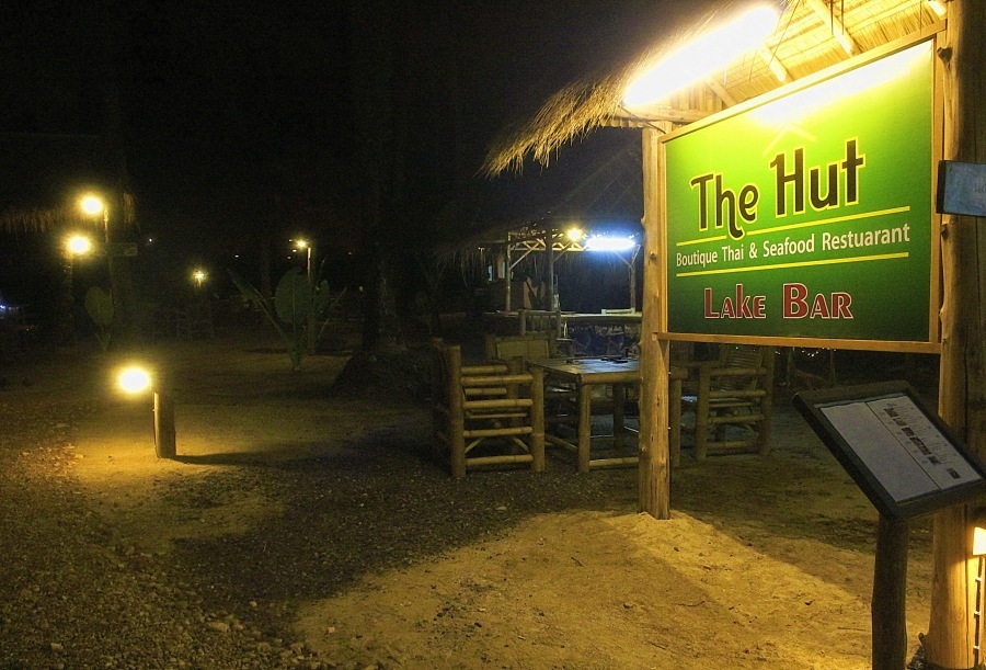 ก่อนกลับแวะกินข้าว ร้าน " Hut " และแวะกินข้าวกับเสี่ยปุ๊ ปาล์มมาลี  :umh: :umh: :cheer: :cheer: :c