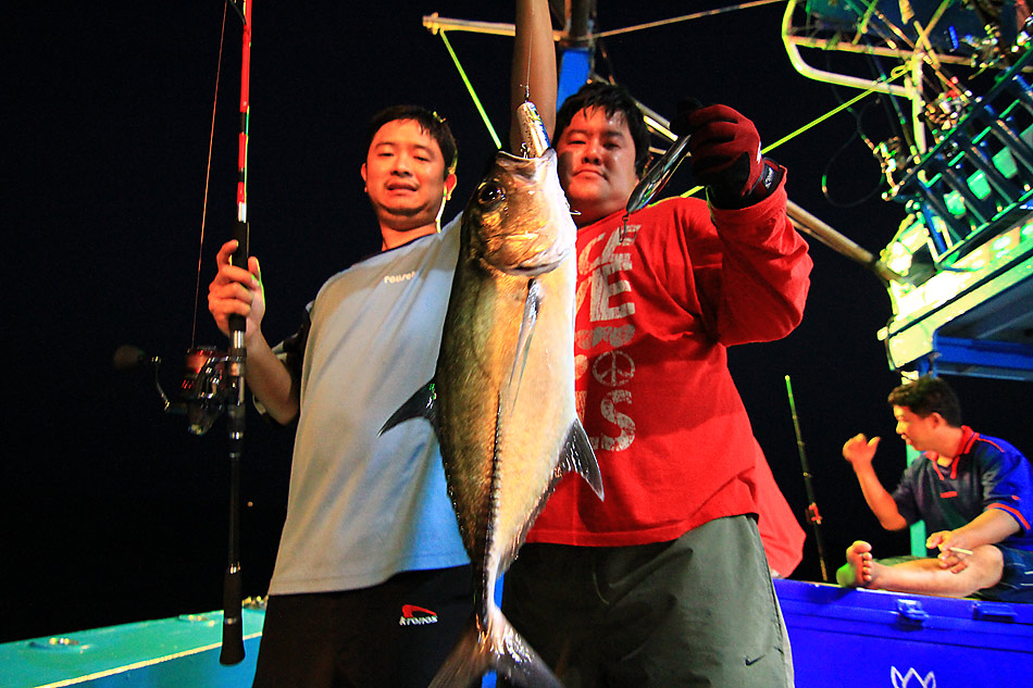 Asari & Prohunter เหยื่อดีราคาถูกใช้ได้ผล .....ทดสอบมาแล้ว

ใช้ได้ดีทั้ง Popper และ Stick Bait