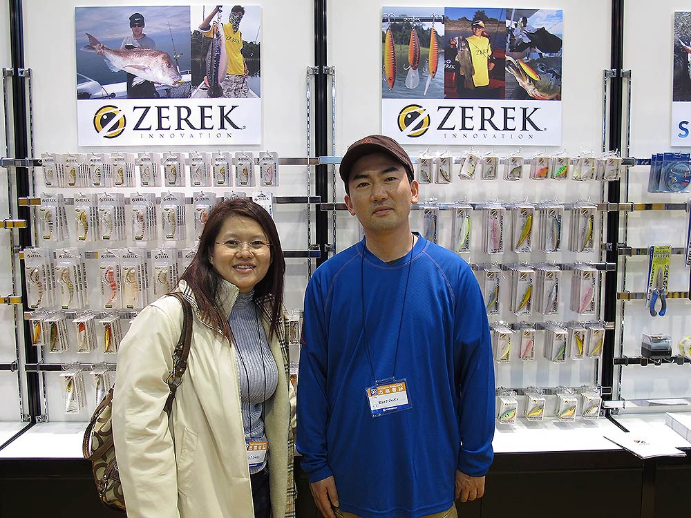  :blush:ขอบขอบคุณทีมงาน   Doris with Zerek Japan Distributor, Mr Yasutaka Baba San    ที่ได้ส่งภาพมา