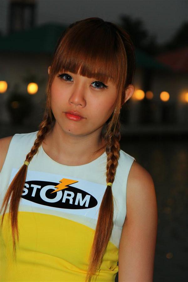 เข้ามาใกล้ๆแปลงร่างเป็นสาวStorm :grin: :grin: :grin: