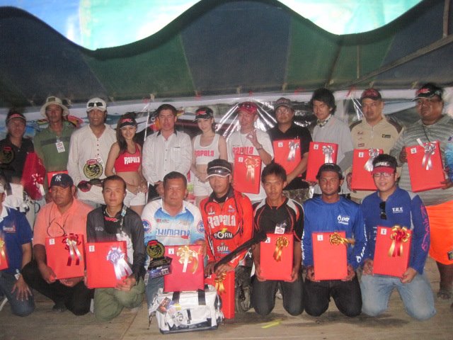 รูป2รางวันที่2Rapala Day 2012 สนามที่1ครับ :grin: