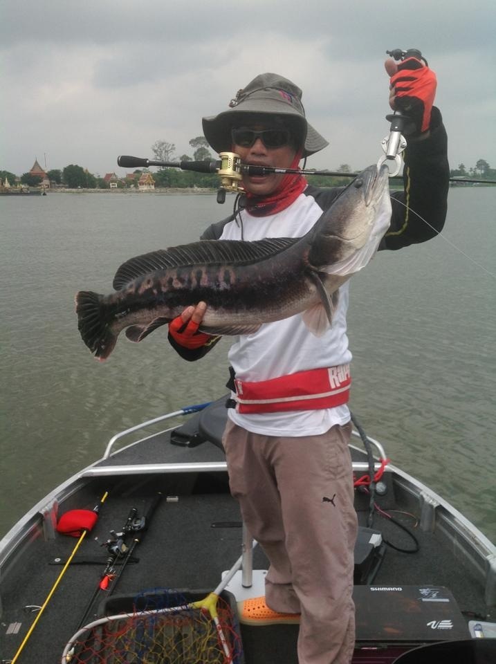 หล่อๆกับคันRapala Shadow :smile: :smile: :smile: