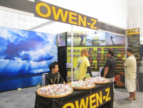 มาถึงร้านน้า OWEN แล้วเวะดูหน่อยดีกว่าว่ามีอะไรบ้างครับ :grin: :grin: :grin: :grin: