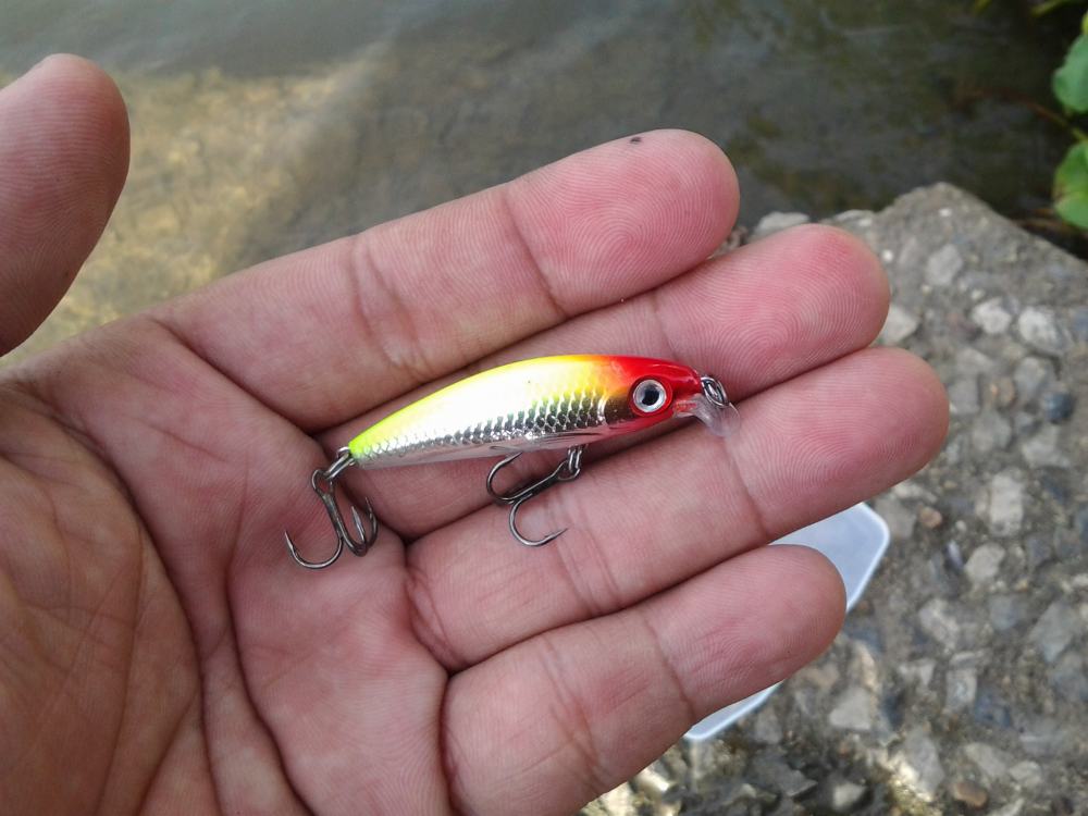 ไม่เป็นไรเปลี่ยนใหม่ลองเจ้า
RAPARA  ULTRA LIGHT MINNOW
ดูบ้างครับ
ก็ยังเงียบเหมือนเดิมครับ