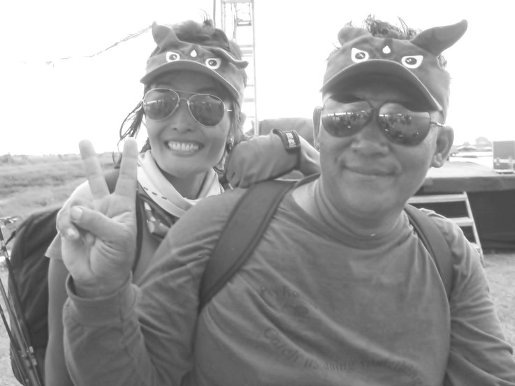 ลากันด้วยภาพนี้  ป้ามู๋+น้าเหลียว สองคู่หูแห่งวงการตกปลาเมืองไทย
งานนี้สนุกสนานอีกเช่นเคย คนสมัครมา