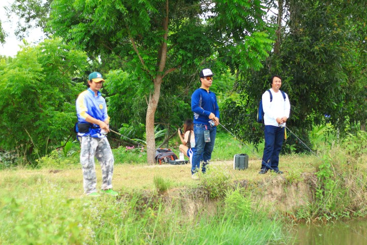 ภาพ จากงาน meeting ครั้งที่ 3 ของชมรมตกปลาจังหวัดระยอง ครับ
งานตกปลาช่อน ตามล่า ปลาหมอสี

วันนี้ 