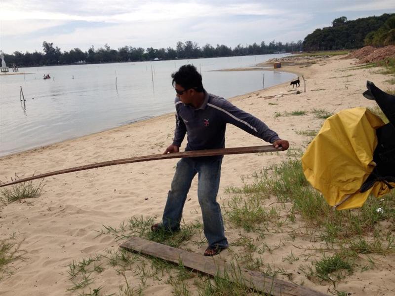 ที่ลงเรือส่วนตัวลงตรงไหนก็ได้ครับ (เหนื่อย)