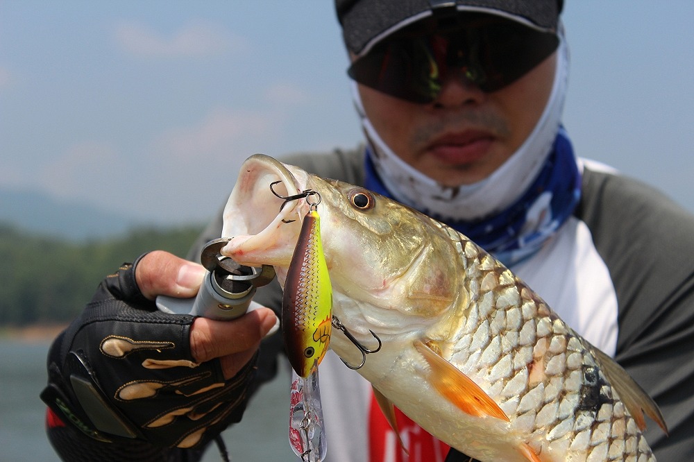  ที่เขื่อนศรี เอก RAPALA + ทีม ตี 4