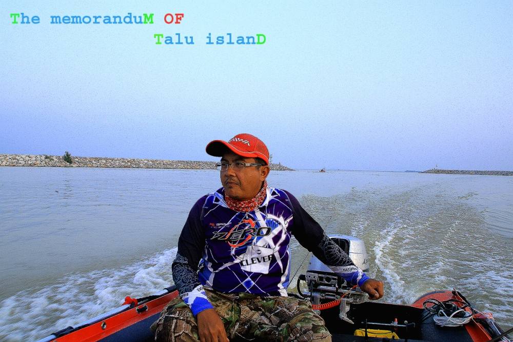 กลับถึงปากคลองแกลง อย่างปลอดภัย ขอบคุณแม่ย่านางเรือ ที่พาเราไปตกปลาถึงเกาะทะลุ  :prost: :prost: