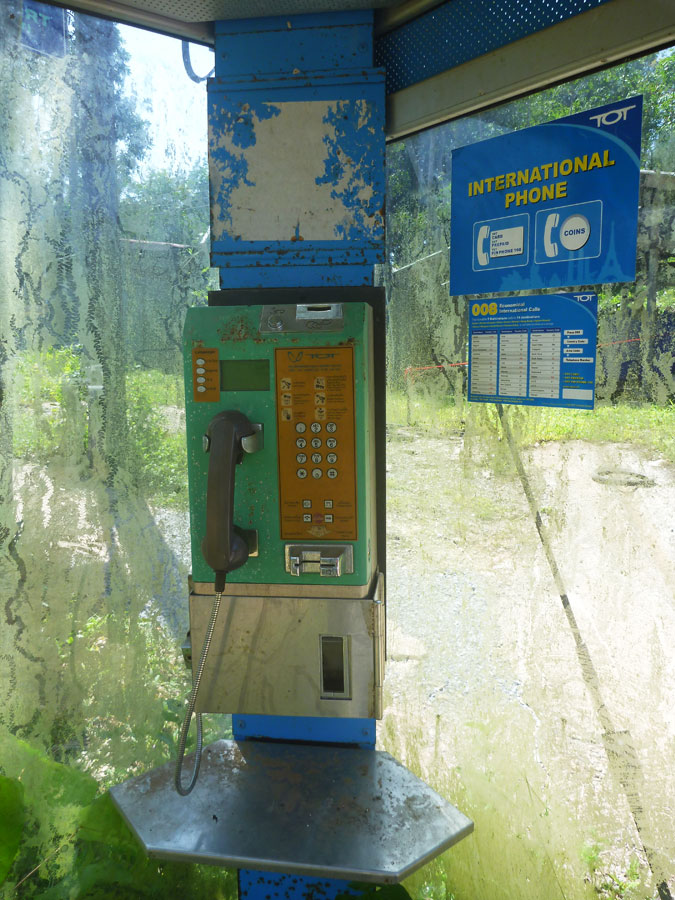 [center]ตู้โทรศัพท์บนเกาะ International Phone ถูกทิ้งร้าง

Internet Wi-Fi เข้ามาแทนที่ บ่งบอกถึงยุ
