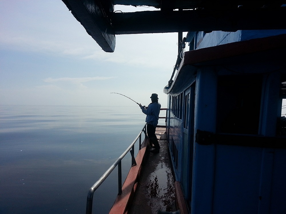 ท้ายเรือกดอีกแล้ว