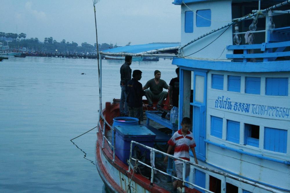 รูปเรือไต๋ธรรมอีกรูปครับ