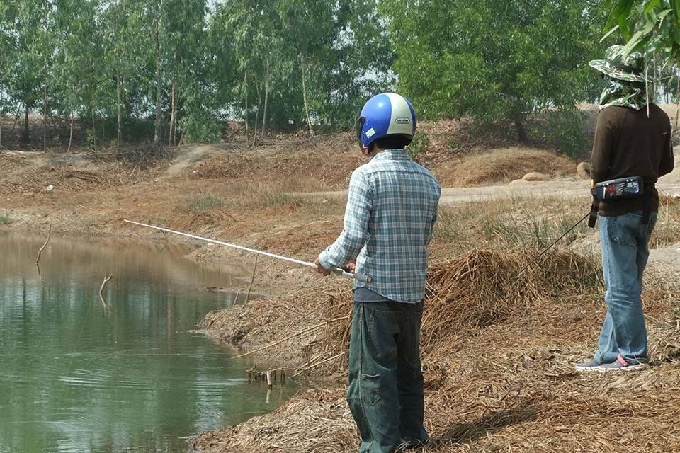 ชมกันต่อขอรับ หลังจากพักเหนื่อยไปยกแรกก็เข้าสมรภูมิต่อไปเลยครับ เติมพลังมากันแล้วออกเพลงดาบกันไม่ยั้