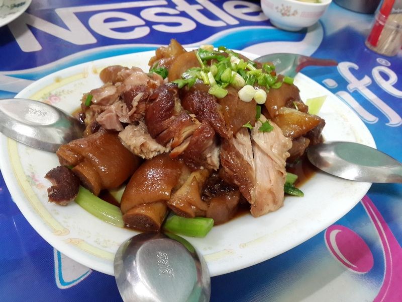 ขาหมู  เมนูเด็ดของทางร้านครับ

 :cheer: :cheer: :cheer: :cheer: