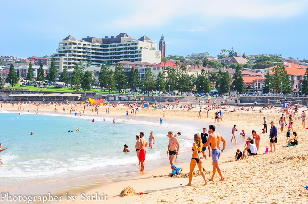 สาวๆน้อยไปนิส์ส์ส์ สงสัยไปอยู่ที่ Bondi Beach หมด :angry: