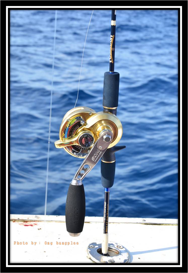 คัน Poseidon  Slow jerker PSLJ 603-6 PE 3  กับรอก TORSA 16 N หน้าแคบ น๊อปและแขนเป็นของ studio ocean 