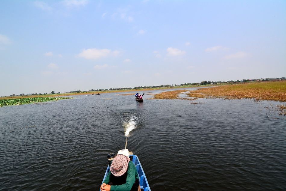  [center]

** ลอยเรือมาเจอ ป๋าระ กับน้ายอด....อีกลำนึง 

สอบถามได้ความว่า  ปลากัดไม่ค่อยดุเท่าไห