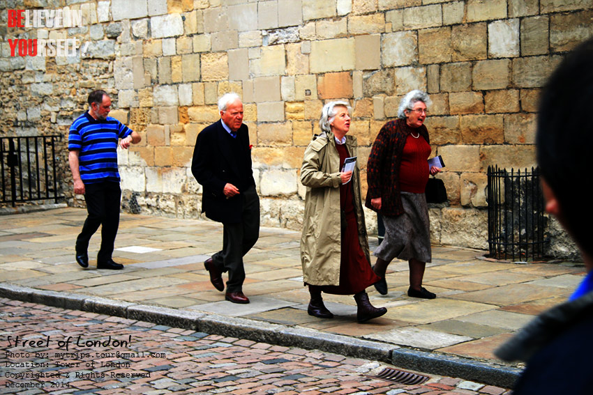 ผมใช้เวลาเดินชมภายในบริเวณ Tower of London ร่วมๆ 4 ชั่วโมงโดยประมาณ สุดท้ายก็ได้เวลาเดินทางไปต่อ แต่