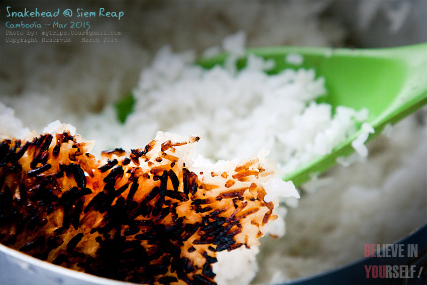 ข้าวสวยก็พร้อมเช่นกัน :love: [i][Subtitle: Steamed rice was ready to be served.][/i]  