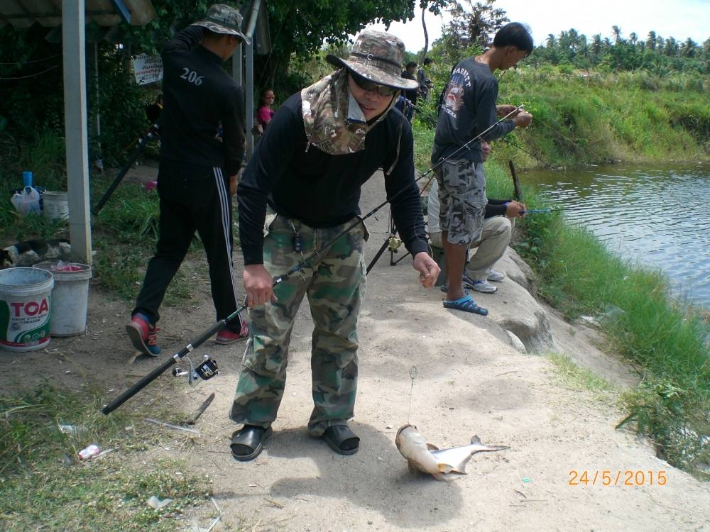 แต่พ่อหนุ่มคนนี้ขึ้นก่อน