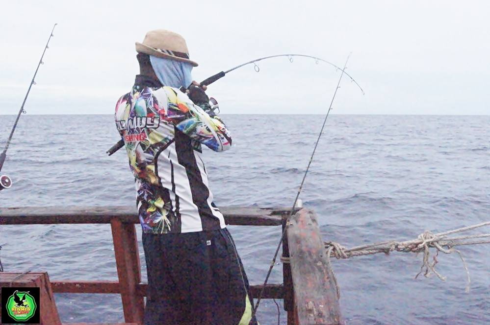  [center]มาต่อกับน้องพริ้งที่ท้ายเรือกีนต่อเลย โดนเข้าอีแล้ว.[/center]