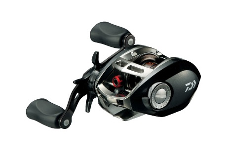 ขอความเห็นน้าๆที่เคยใช้รอก Daiwa alphas sv กับ Daiwa zillion tw model 2015หน่อย