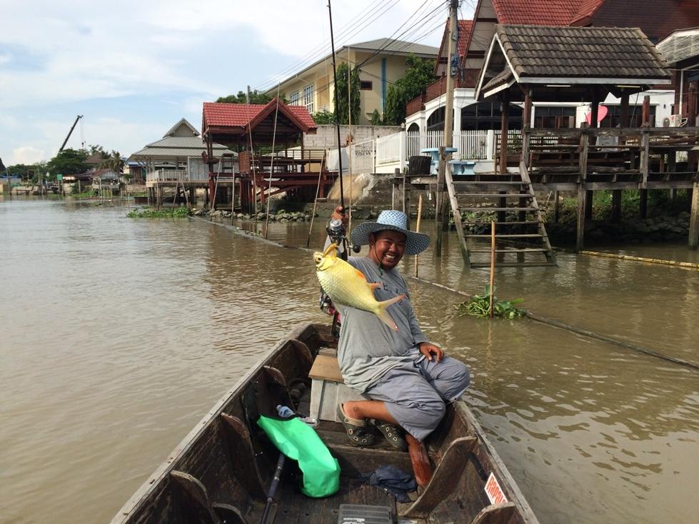  [center]พูดถึงกระแห กระแหก็มา
ตัวนี้กัด Rapala CD1 ของไต๋ต้น

ไซส์งามเลยครับ ไต๋ต้นยิ้มหน้าบาน
