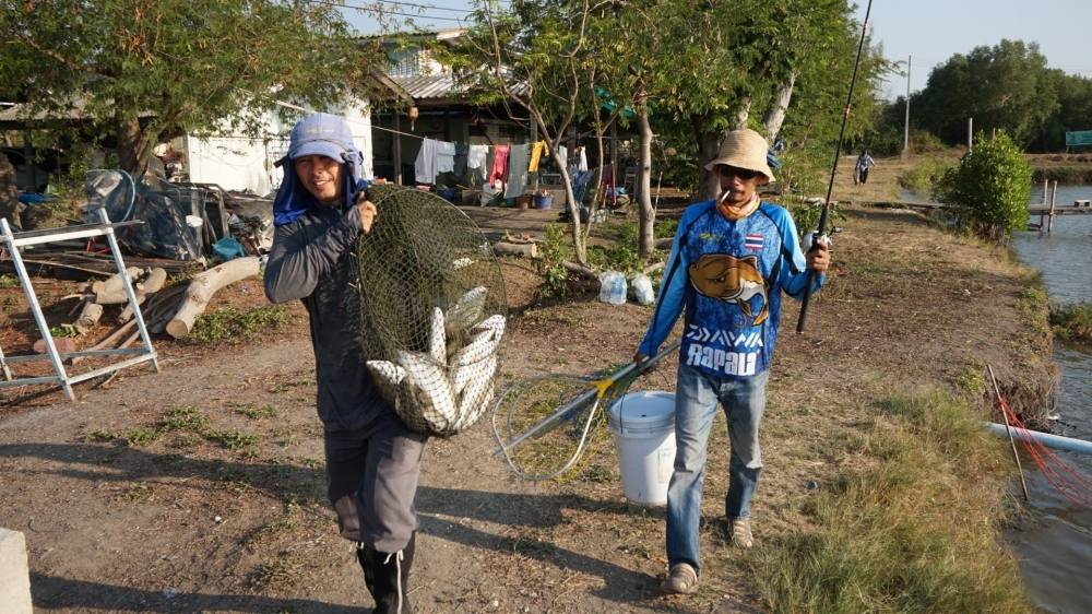 พอได้ตัวครับ ชุดน้าวิโรจน์