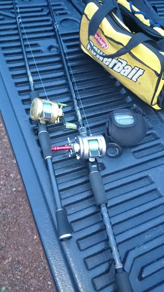 Rod: Jackalls Nero Nc74Xh 14-22LB.
Reel: Shimano Conquest dc 101
Lure: Lucky bfreeze pointer 78s

