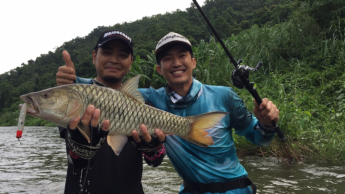 ดูรอยยิ้มของพวกเราสิครับ