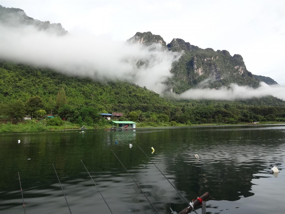  [b]ฟ้าหลังฝนสดใสเสมอครับ  แบบนี้เอง สวยงามครับ[/b] :love: