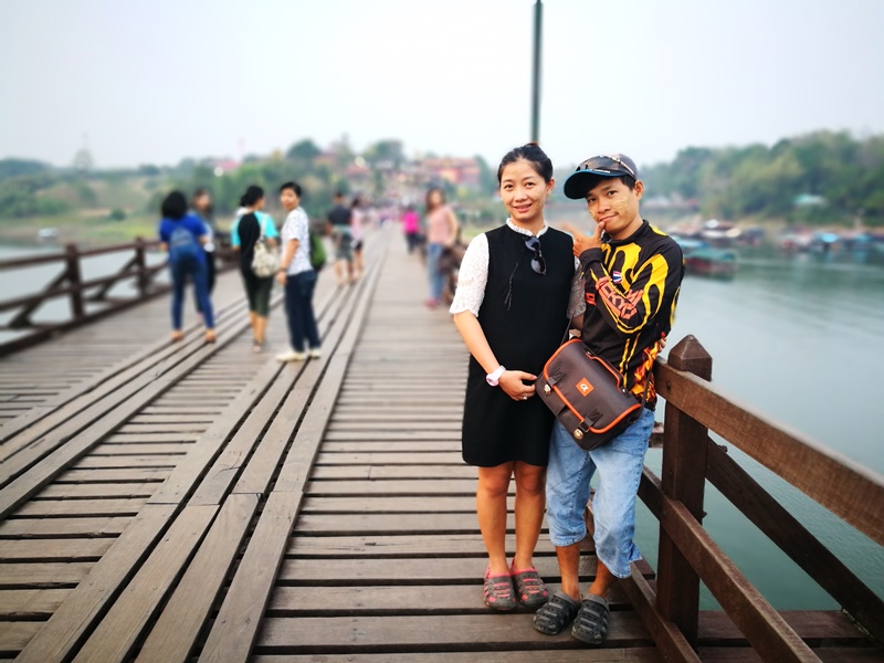 [center][b] สะพานมอญ สะพานไม้ที่ยาวที่สุดในโลก  :love: [/b][/center]
