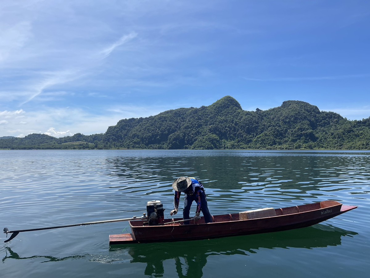  [b]เรือก็ขับไม่ค่อยจะเป็นน่ะครับลอง