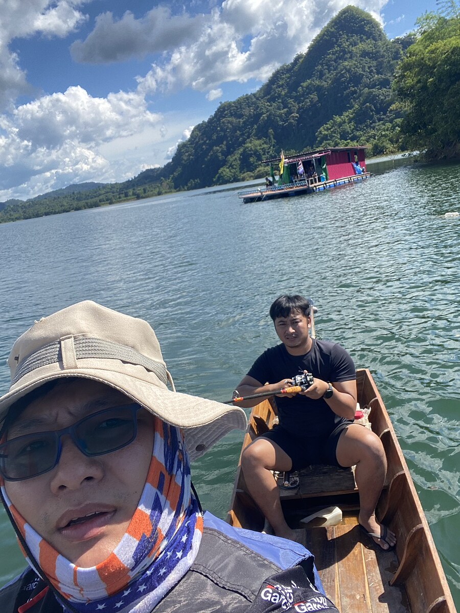  [b]มีบางช่วงลงเรือเย่อก็มีครับชุดจา