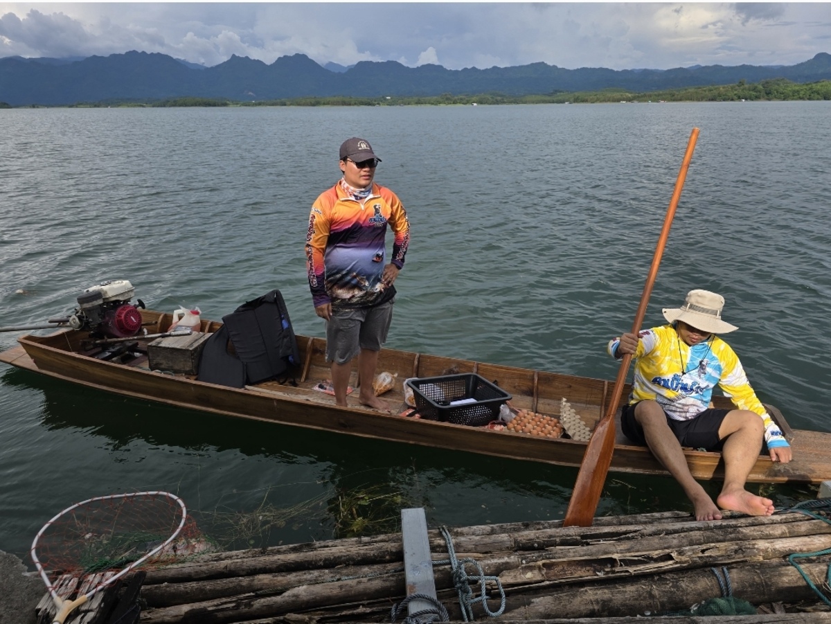  [b]จารย์รุจมาเอาไข้น้าพั้นช์กะยำแหน