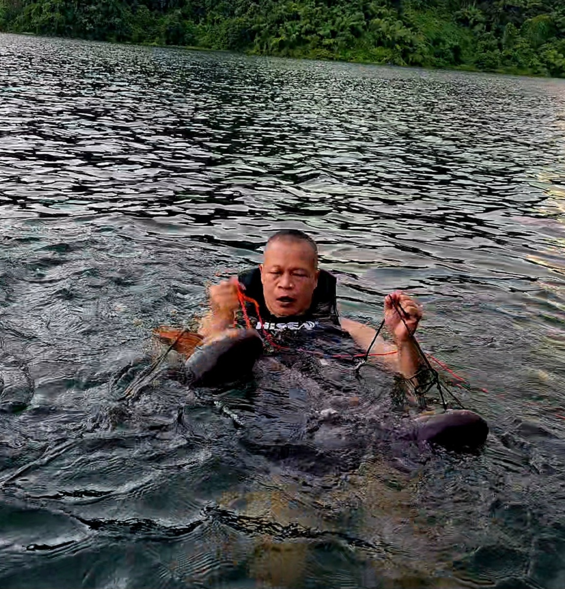  [b]มาๆชมกันหน่อย[/b] :cheer: