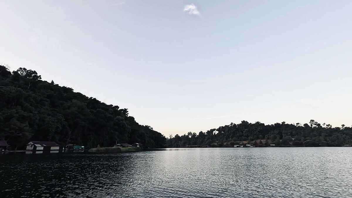 เขาแหลมในแต่ละฤดูกาล รูปเกมส์จะเปลี่ยนไปเสมอ 
ปลาเป้าหมายและรูปแบบการเล่นเหยื่อ จะแปรผันตามระดับน้ำ