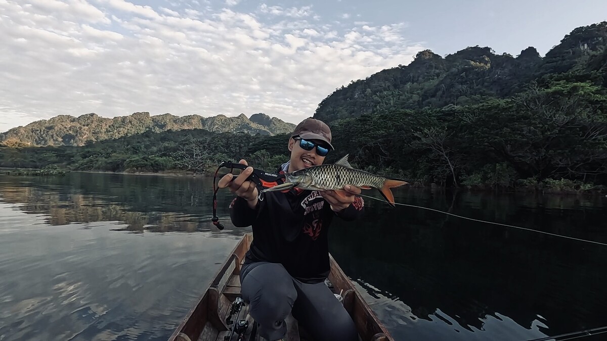 น้ำหนักที่ปลายสายเบาแปลกๆ แบบนี้คง