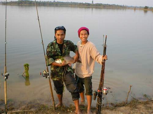 สิงห์เหนือเสือใต้เกือบไม่ได้ปลา