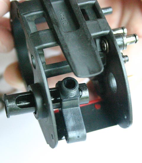 ลำดับขั้นตอนการถอด-ประกอบรอก Ryobi  T-1(3/5)