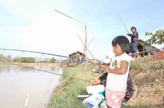 บ่อพิทักษ์ฟาร์ม อ.ท่าบ่อ จ.หนองคาย เด็กตกฟรี