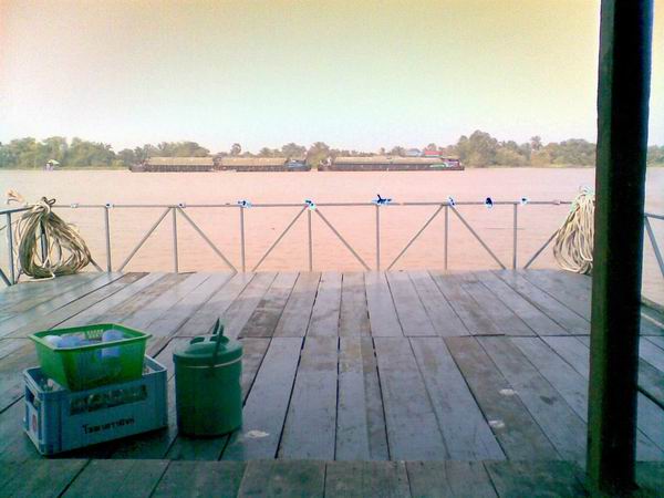 เรือนแพ Fishing =-->DekBaกลับบ้านไปถ่ายมา