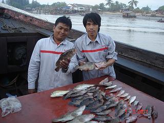 รวมภาพที่ผ่านมาของทีม TRUE FISHING ส่งท้ายปี 2550